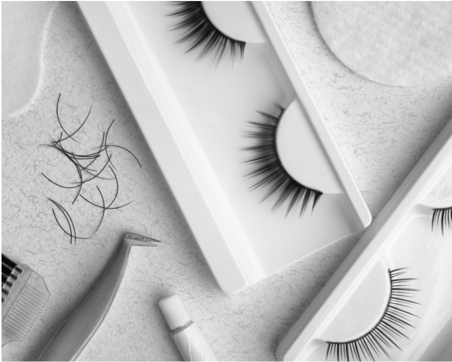 choosing-natural-fake-eyelashes-for-an-effortlessly-beautiful-look-2